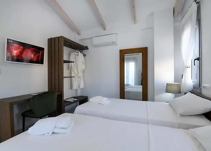 Momento Luxury Walking Distance From The Apartamento Nikiana