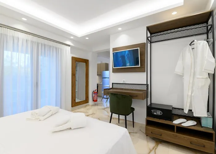 Momento Luxury Walking Distance From The Apartamento Nikiana