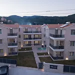 Apartman Momento Luxury Walking Distance From The *