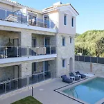 Apartman Momento Luxury Walking Distance From The