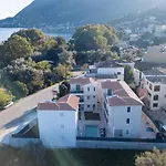 Apartman Momento Luxury Walking Distance From The