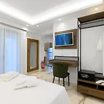 Momento Luxury Walking Distance From The Apartman Nikiána